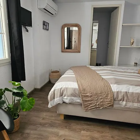 公寓 Du Soleil & -