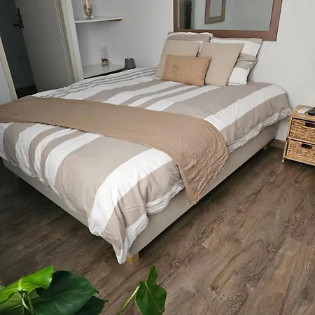 公寓 Du Soleil & -