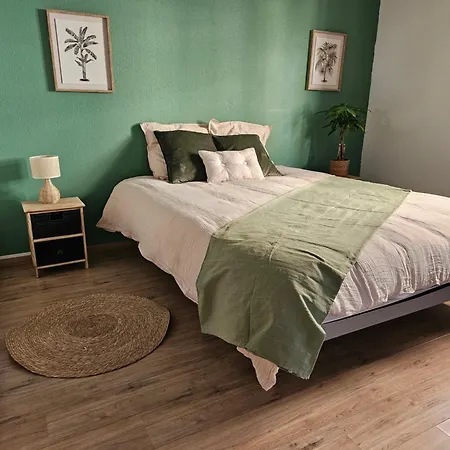 Du Soleil Apartment *